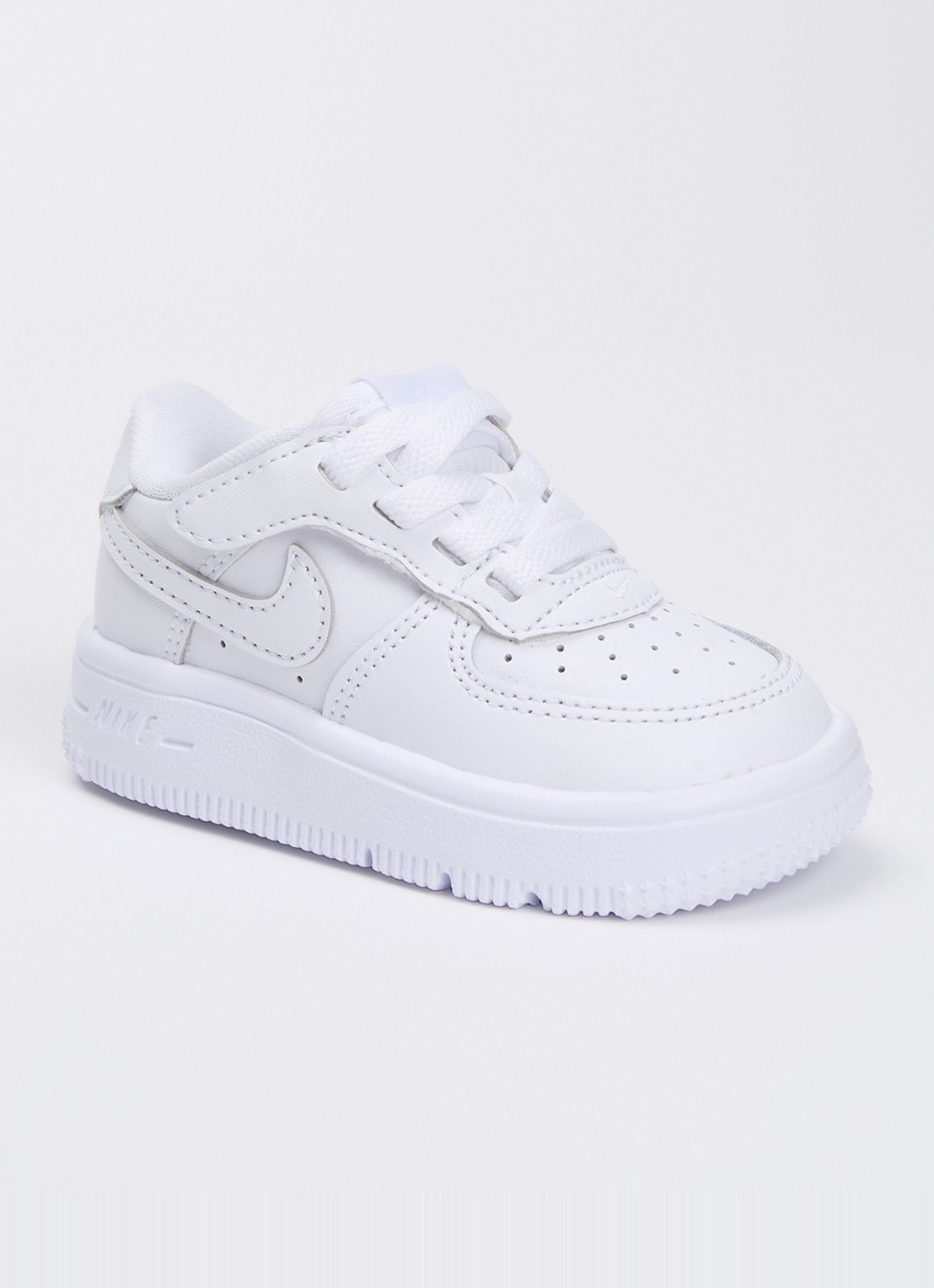Nike Air Force 1 sneaker van leer - voorkant 3 wit