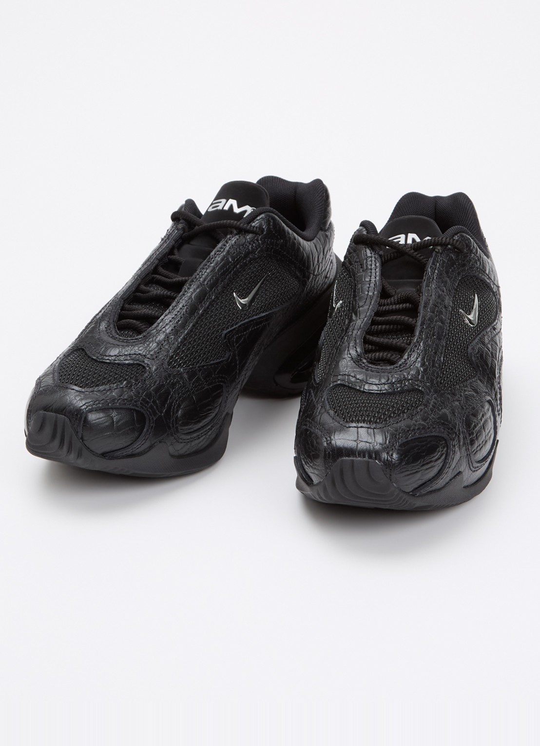 Nike Air Max Muse sneaker met mesh details en crocostructuur - detail zwart