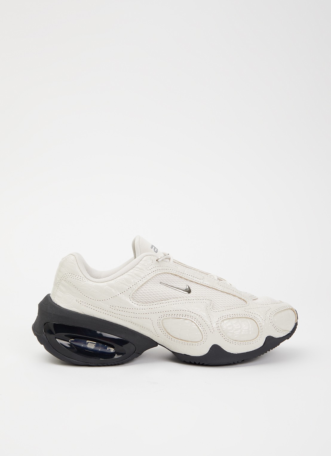 Nike Air Max Muse sneaker met mesh details en crocostructuur - voorkant 4 beige