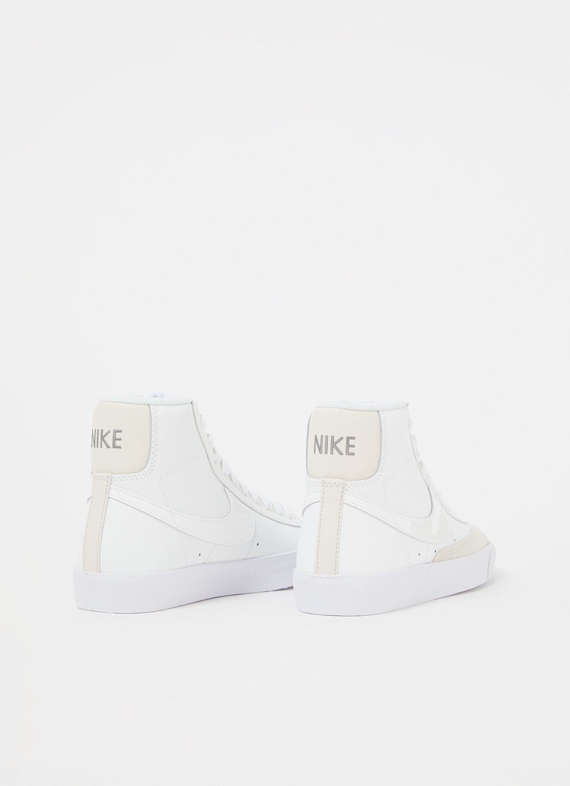 Nike Blazer Mid '77 sneaker met suède details  - detail 3 lichtgeel