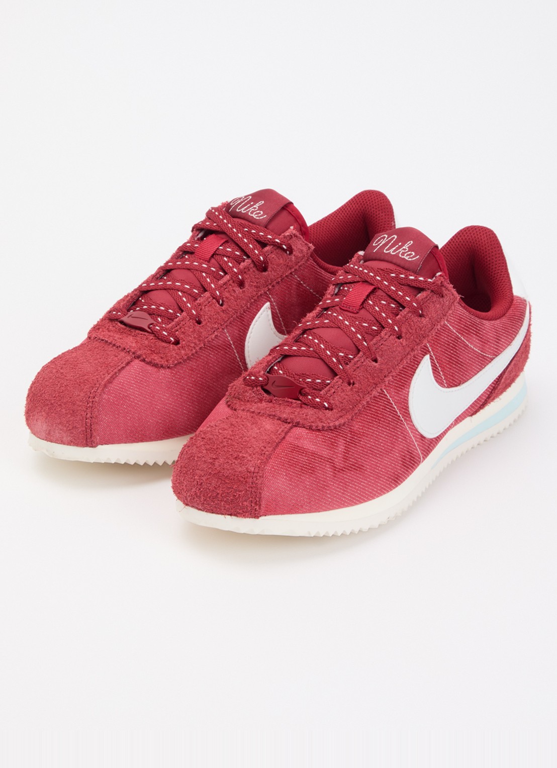 Nike Cortez sneaker met suède details - voorkant 2 donkerrood