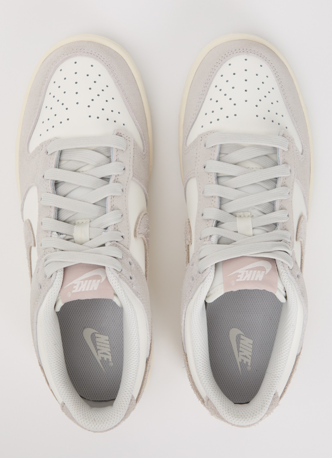 Nike Dunk low sneaker van leer met suède details - detail 3 grijs