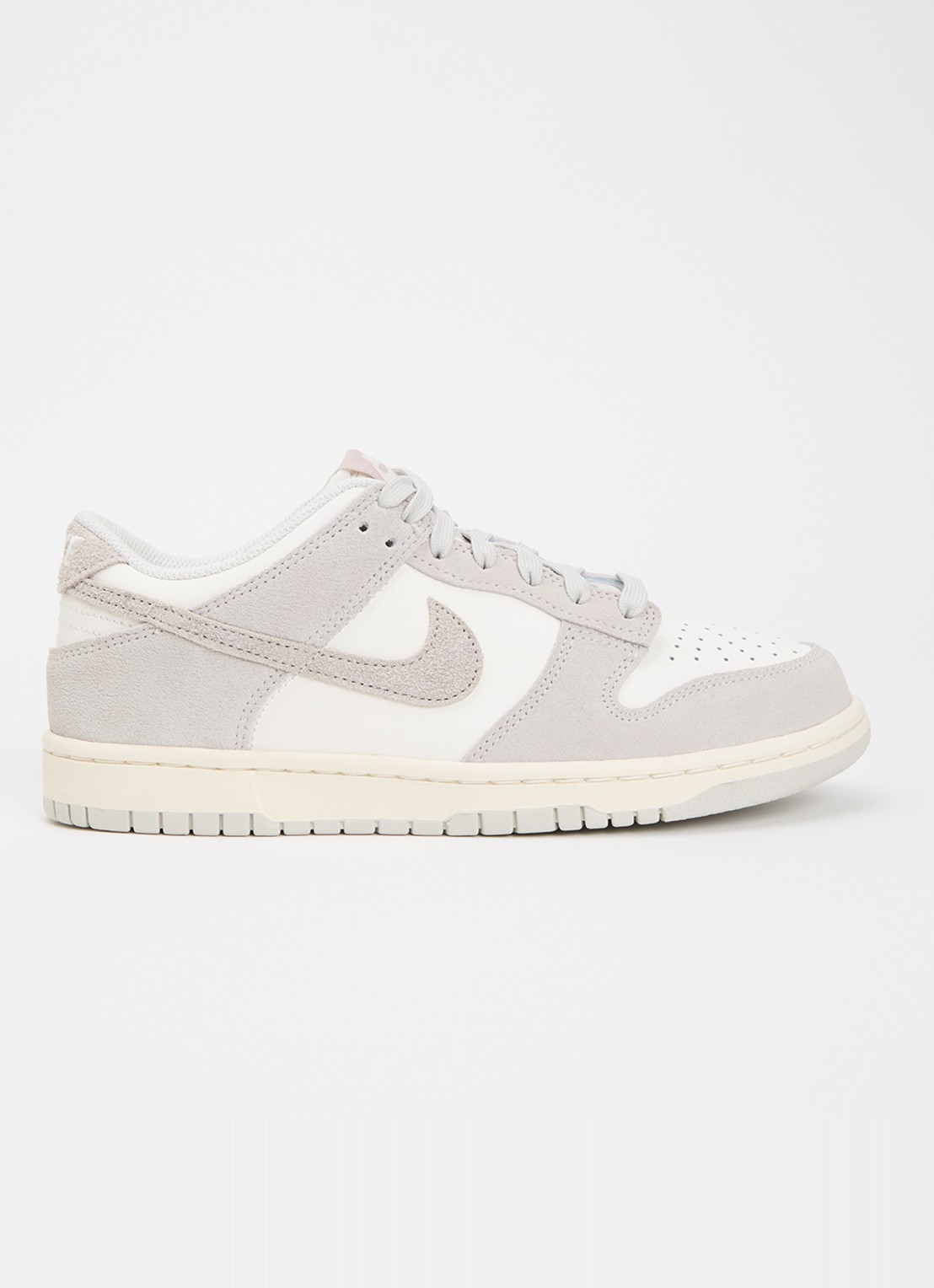 Nike Dunk low sneaker van leer met suède details - voorkant 5 grijs