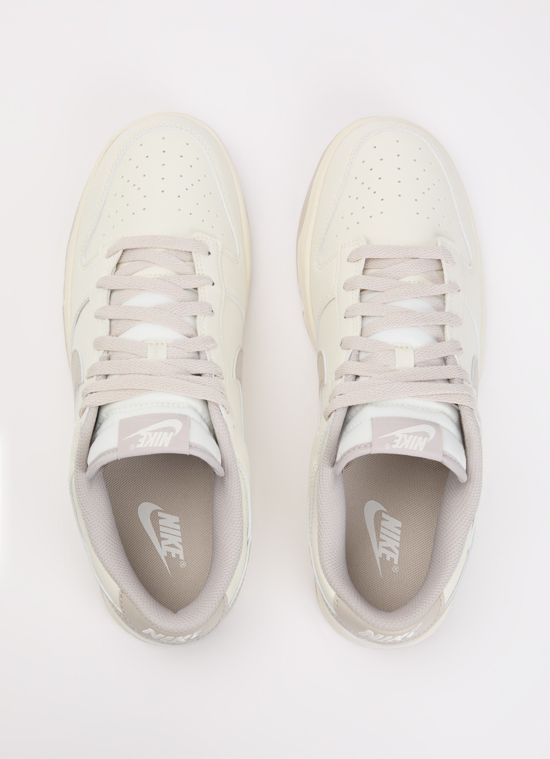 Nike Dunk Low sneaker van leer - detail 4 gebroken wit