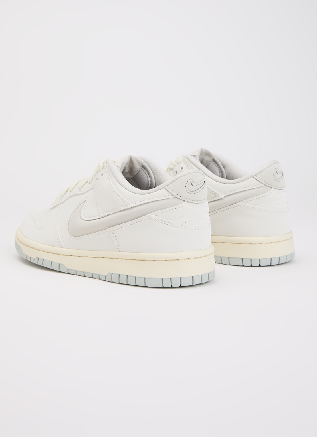 Nike Dunk sneaker met logo  - achterkant 5 wit