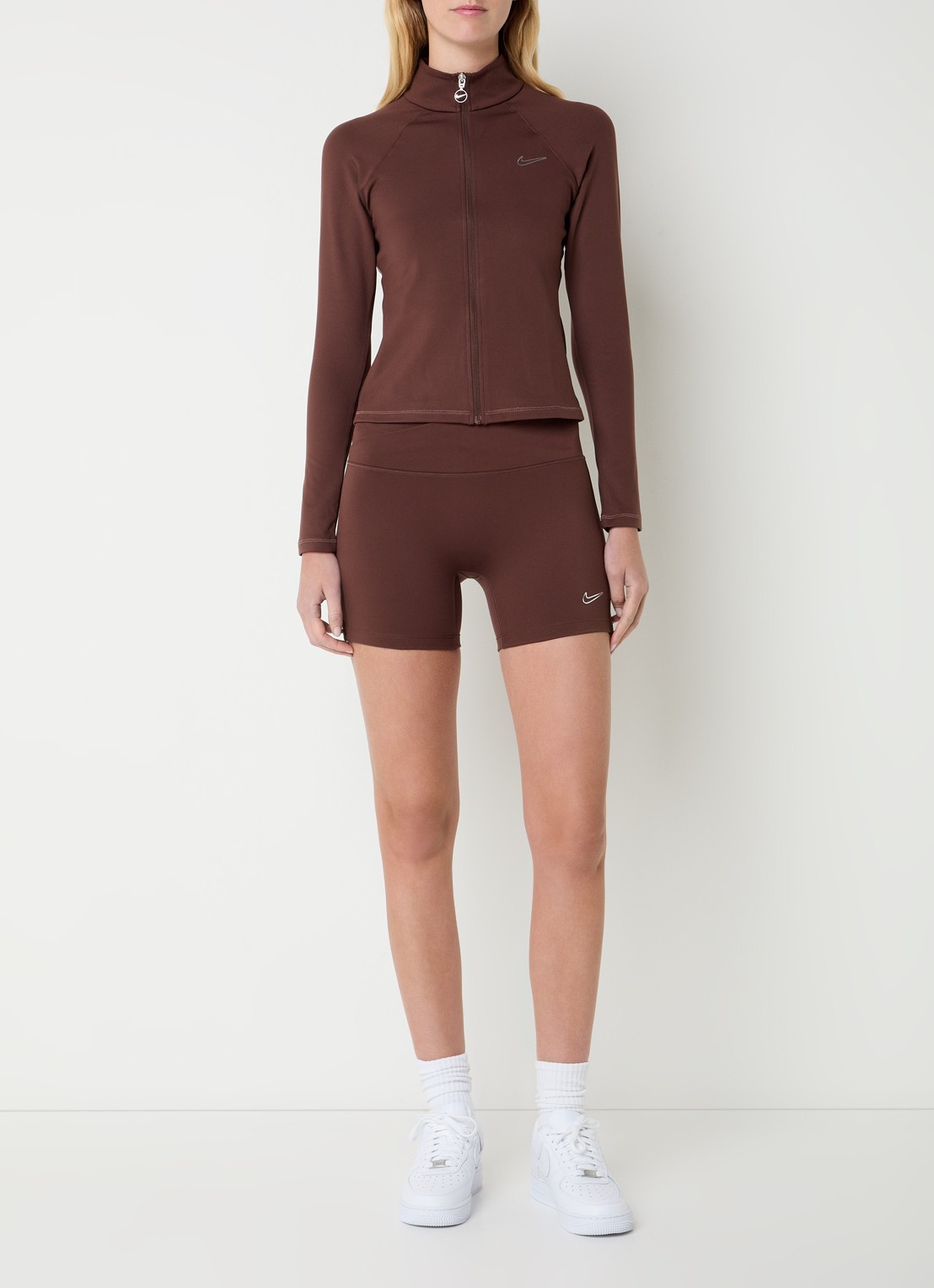 Nike Fitted vest met opstaande kraag - voorkant 3 bruin
