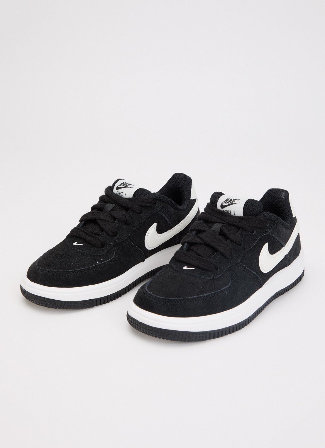 Nike Force 1 sneaker van suède - voorkant 2 zwart