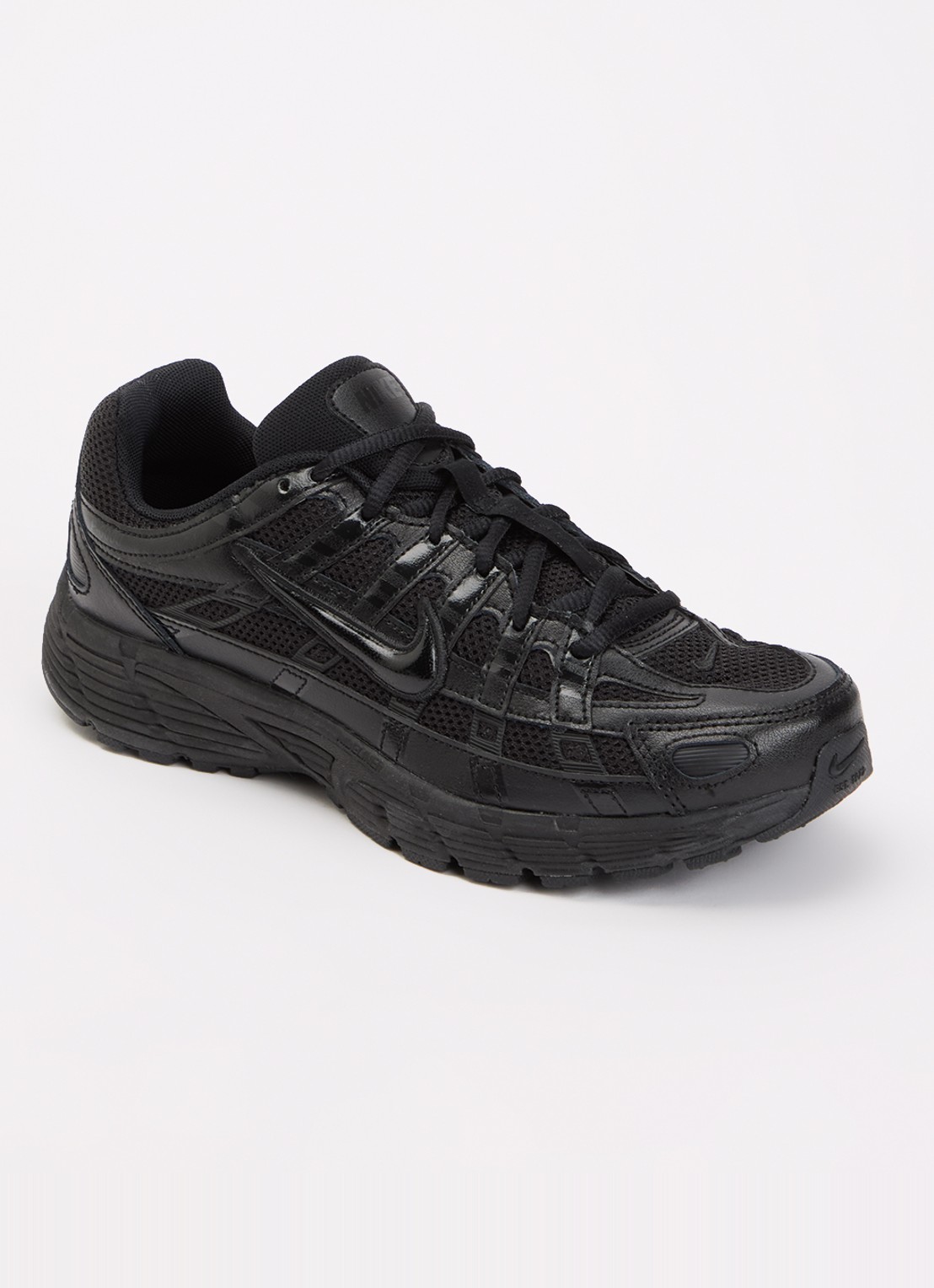 Nike P-6000 sneaker met mesh details - voorkant 2 zwart