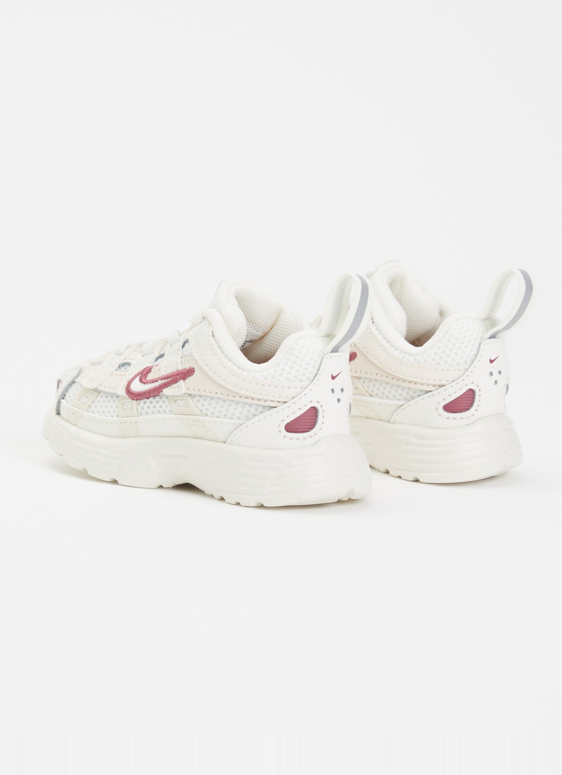Nike P-6000 sneaker met mesh details - achterkant 3 creme