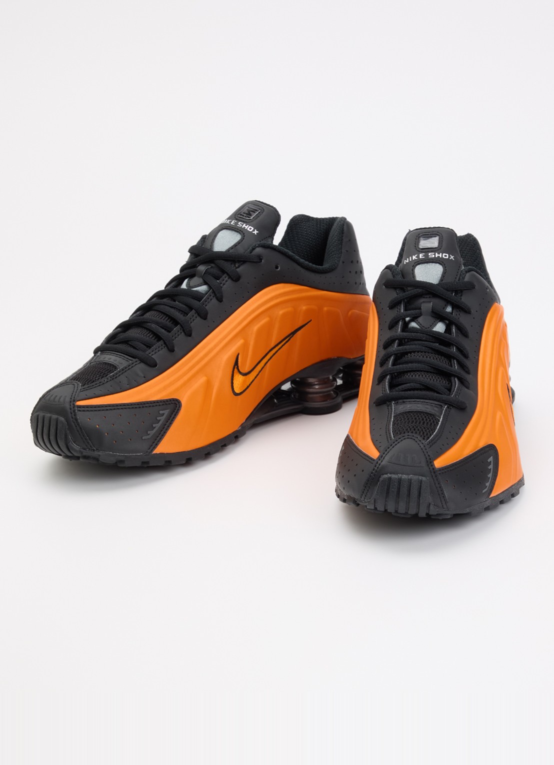 Nike Shox R4 sneaker met logo - detail 3 orange