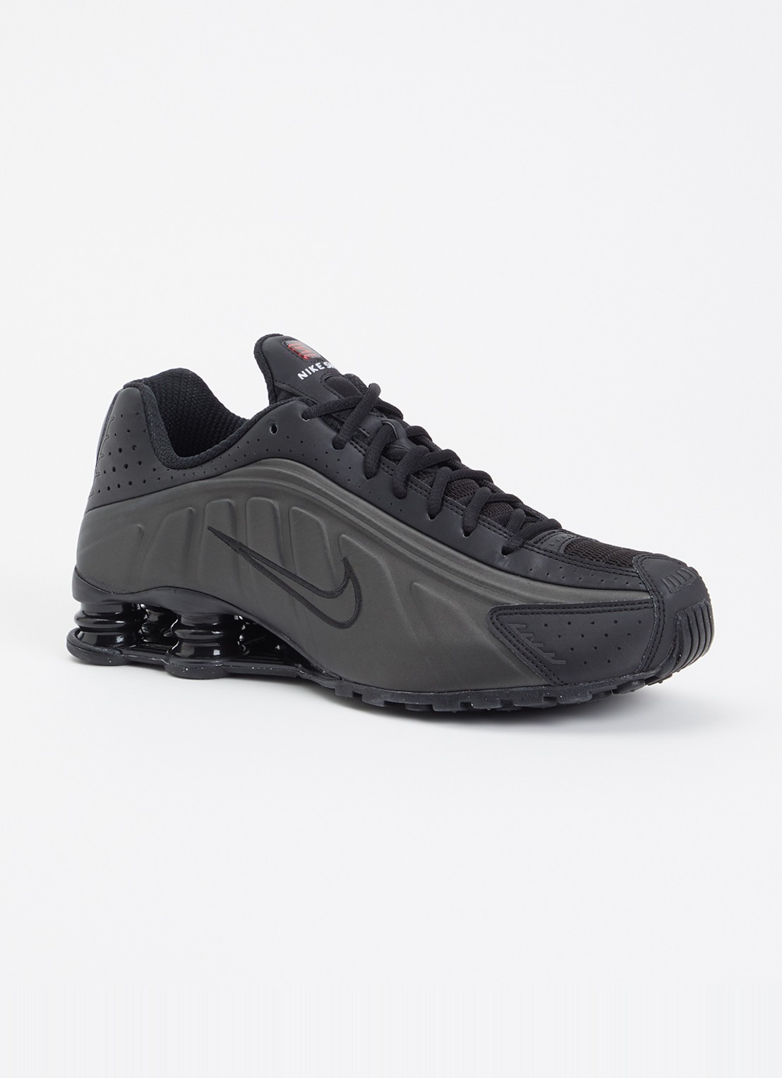Nike Shox R4 sneaker met mesh details - voorkant zwart
