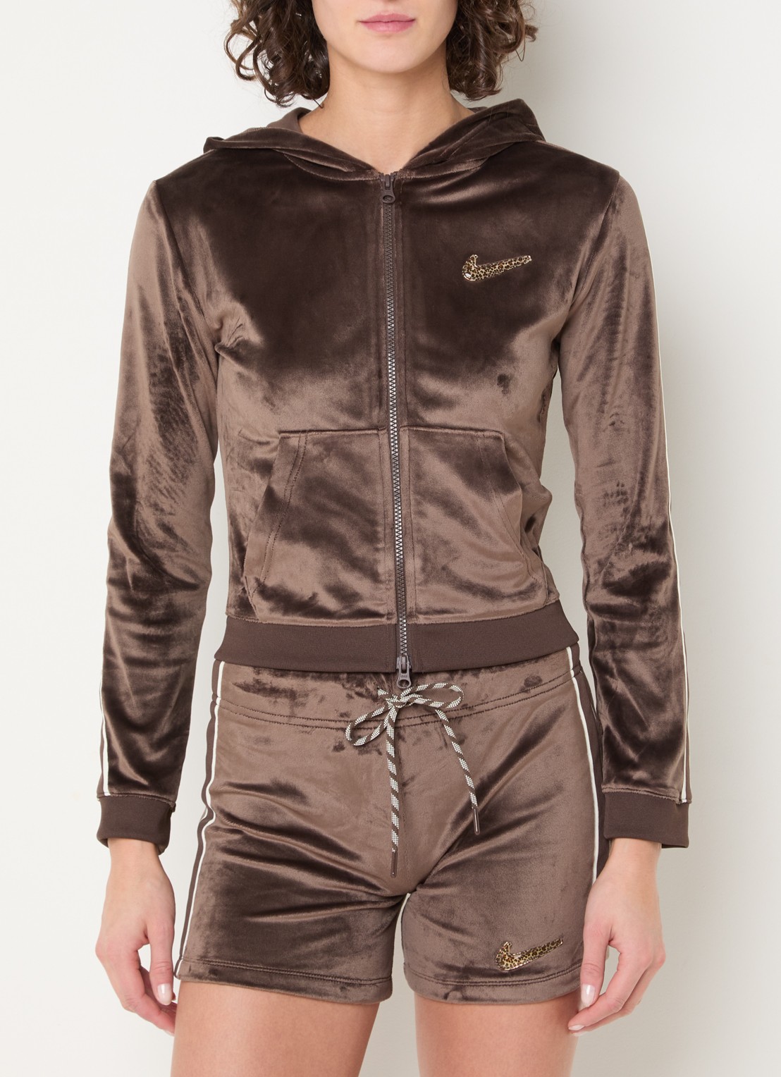 Nike Sweatvest met capuchon en logo van fluweel - detail 2 bruin