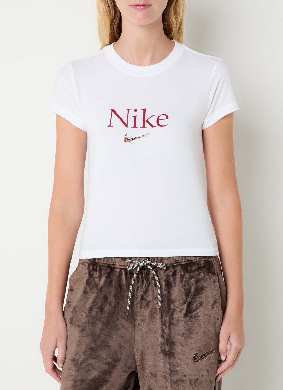 Nike T-shirt met logo en ronde hals - detail wit