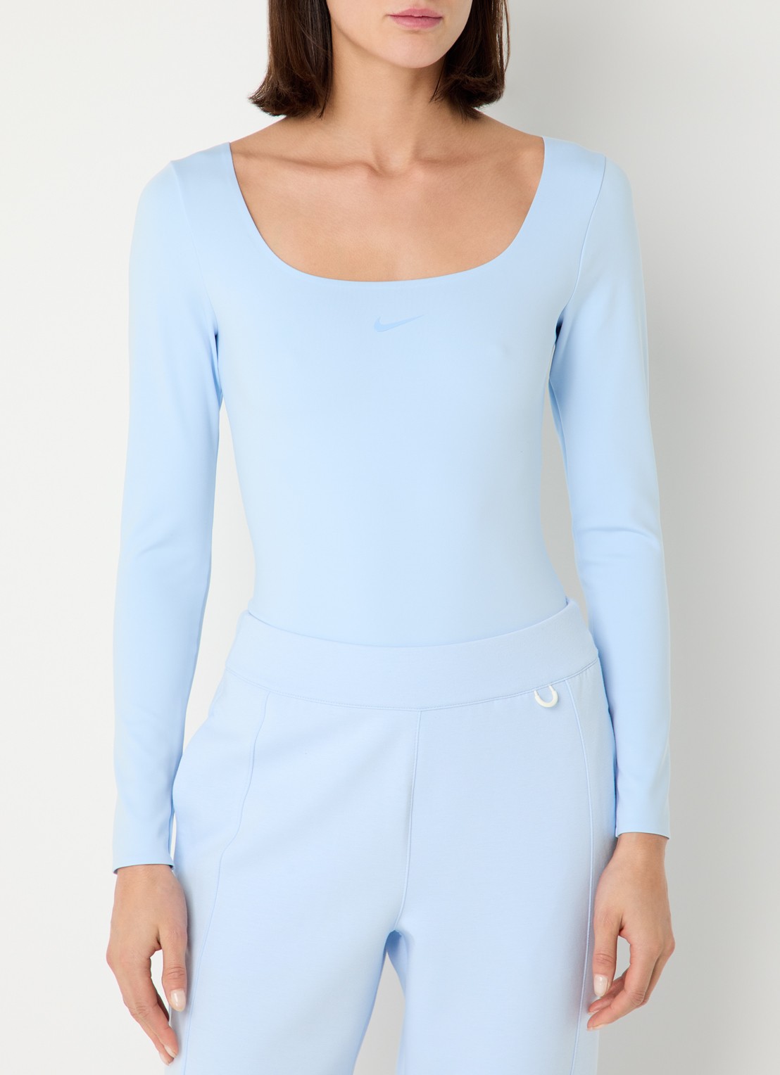 Nike Trainings body met ronde hals - detail 4 lichtblauw
