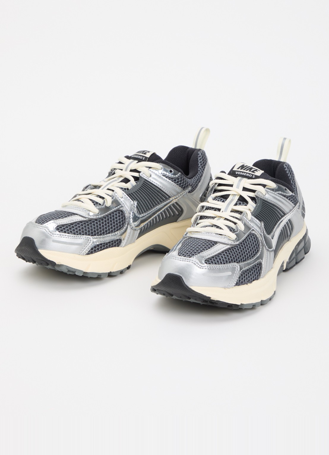 Nike Vomero 5 sneaker met mesh details - detail 2 grijs