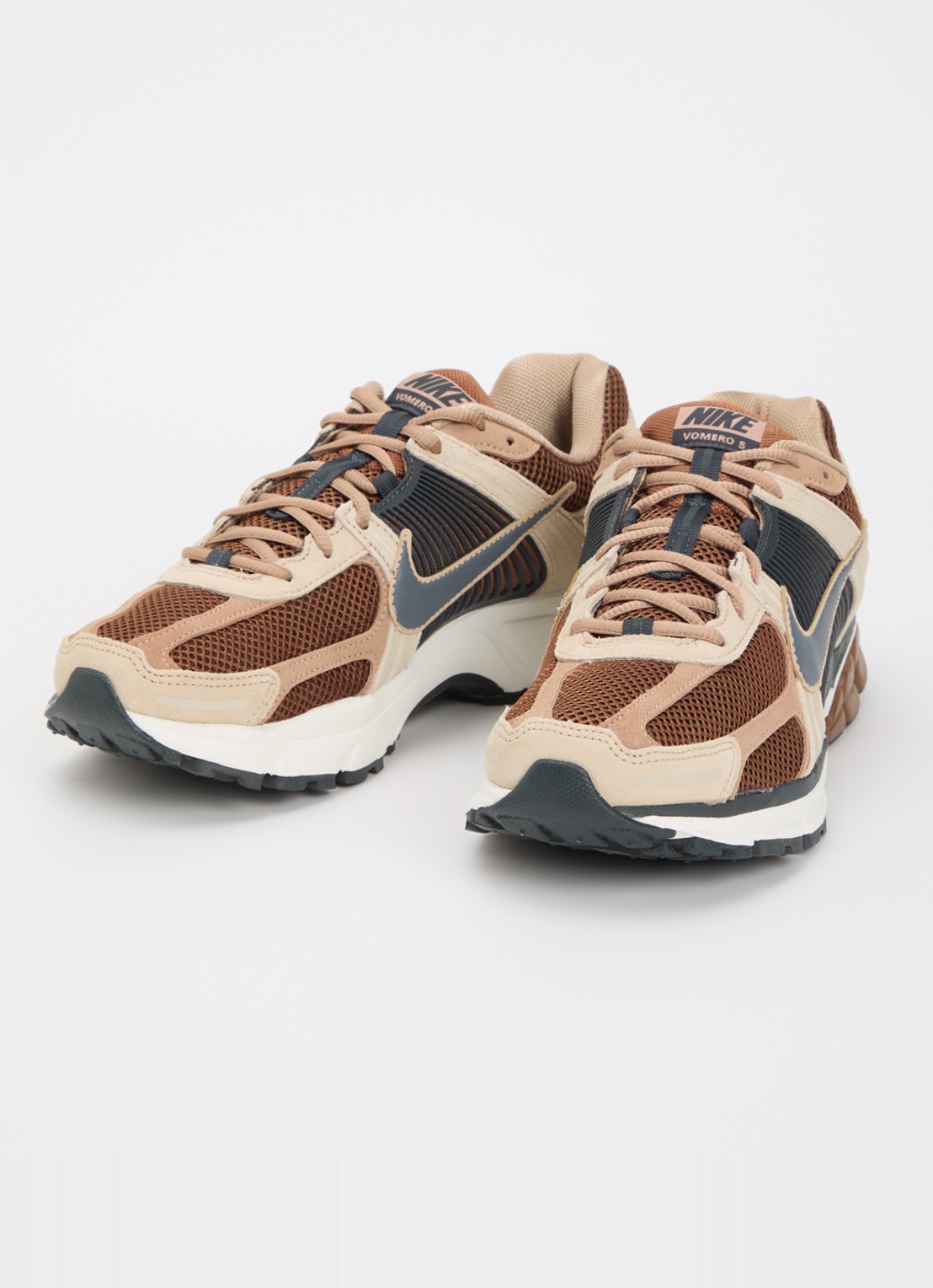 Nike Zoom Vomero 5 sneaker met mesh details - detail 3 beige