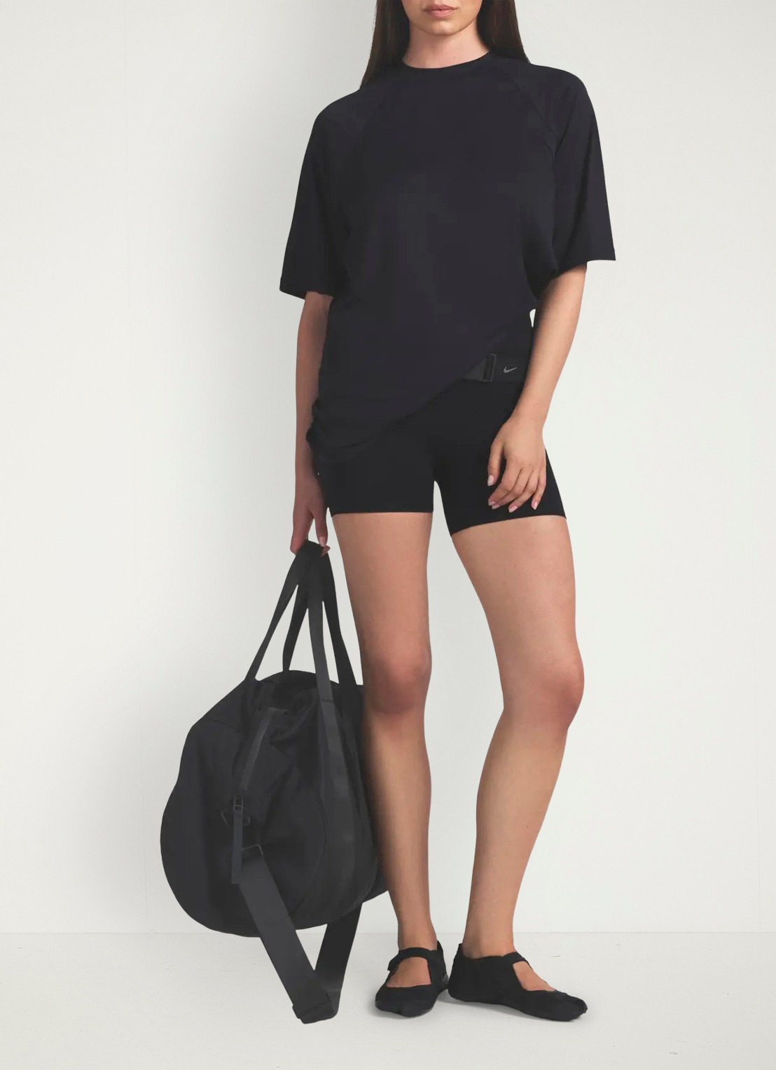 NikeSKIMS Airy boyfriend oversized T-shirt met stretch - voorkant 4 zwart