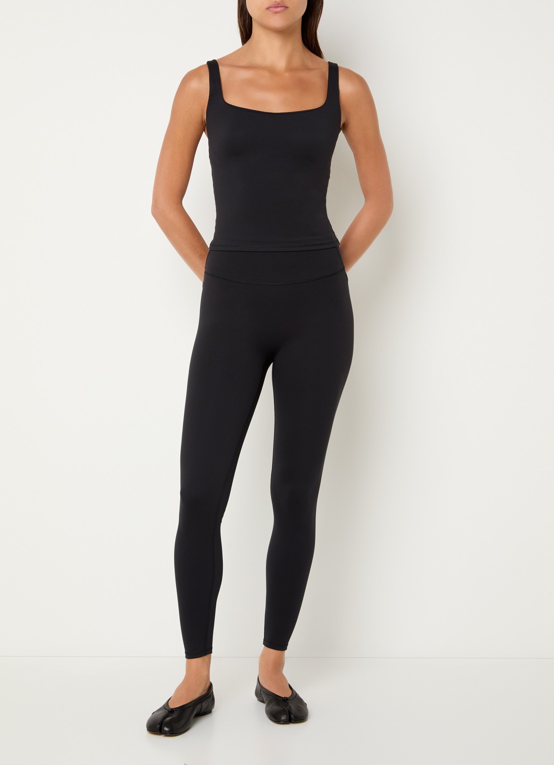 NikeSKIMS Matte trainings crop top met stretch - voorkant 3 zwart