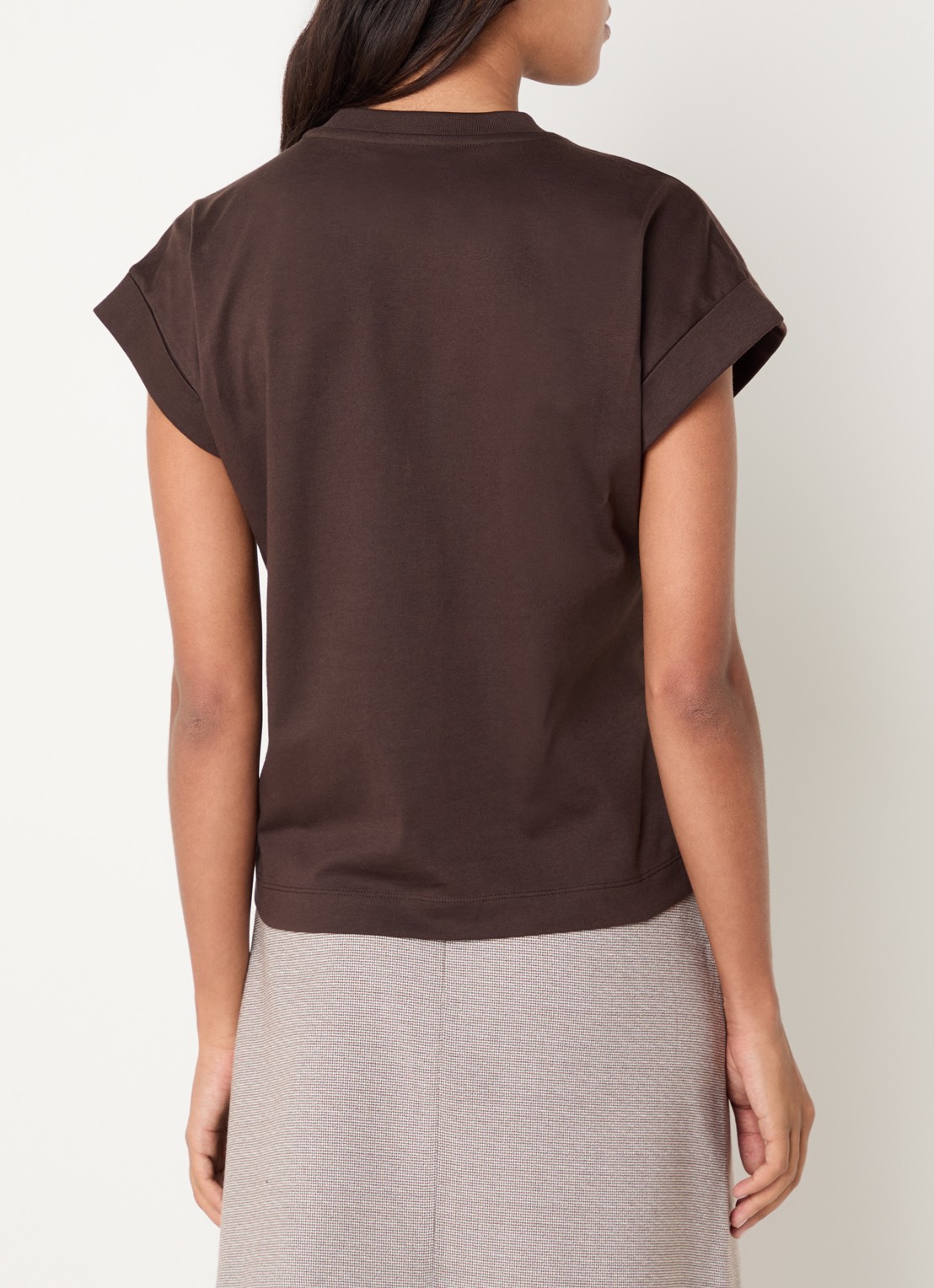 NIKKIE Aleena T-shirt met ronde hals - achterkant donkerbruin