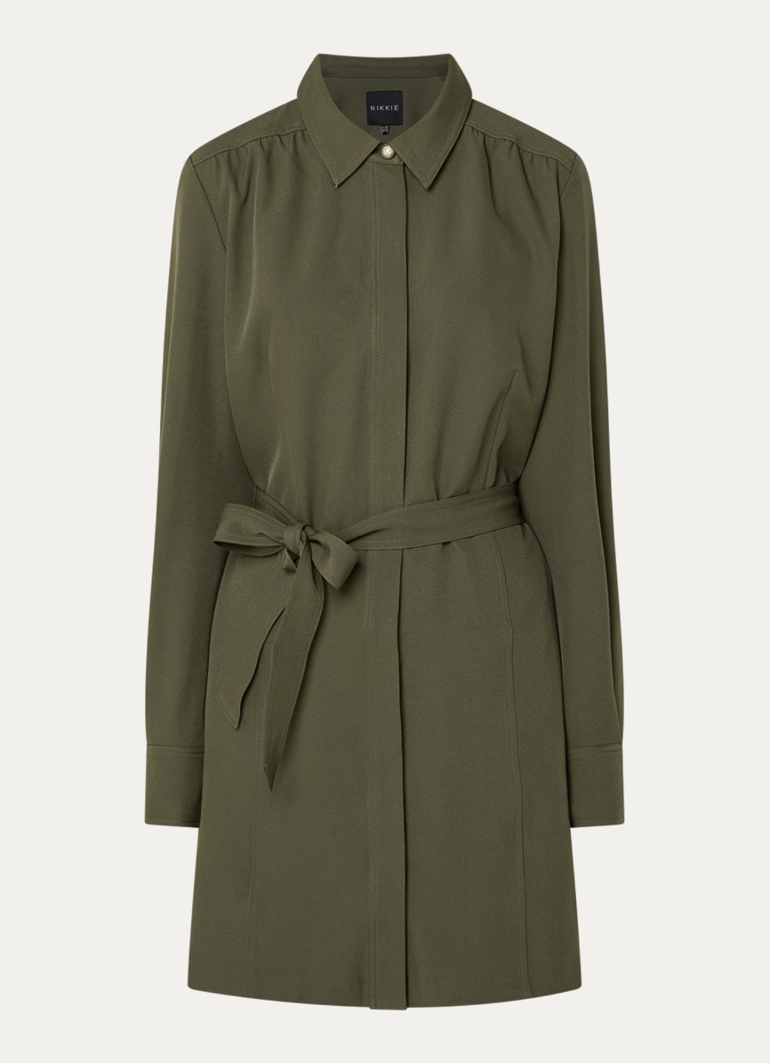NIKKIE Alva midi blousejurk met strikceintuur - voorkant 2 groen