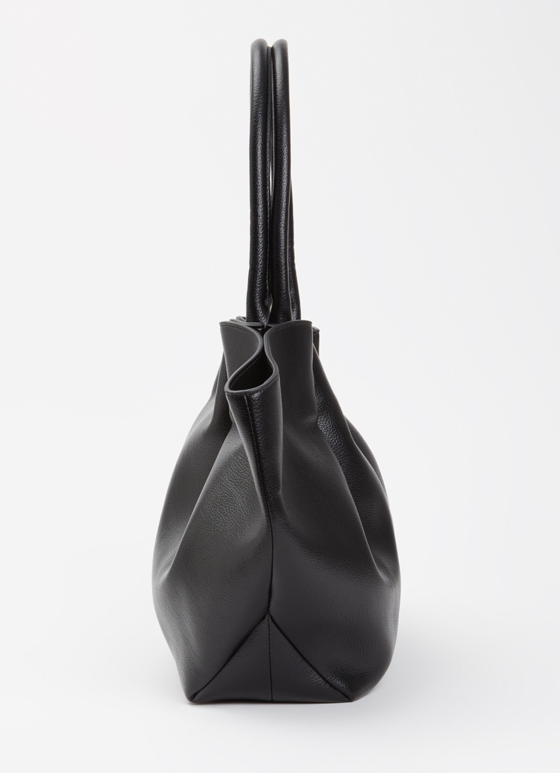 NIKKIE Amara Chunky schoudertas met kettingdetail - detail 3 zwart