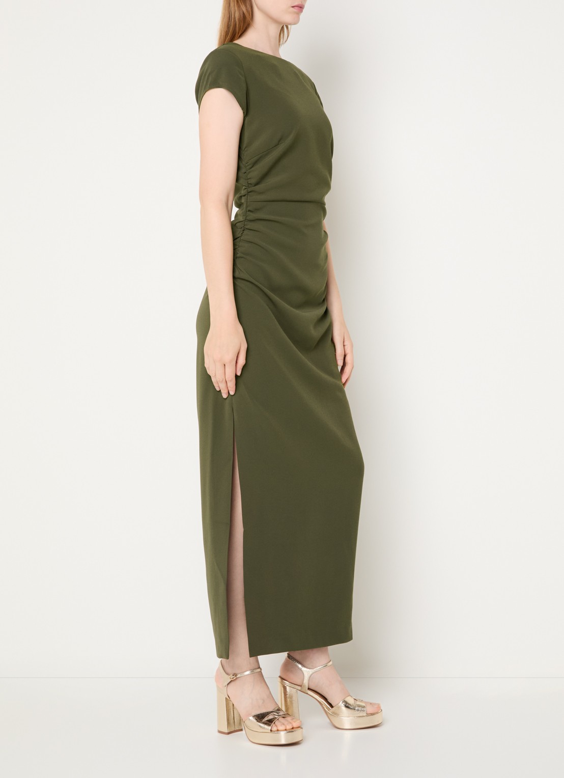 NIKKIE Amine midi jurk met split - voorkant 3 groen