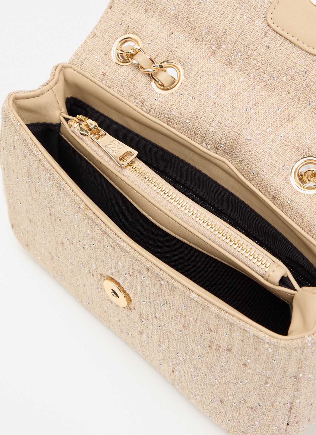NIKKIE Ann Shiny crossbodytas met strass - detail 2 beige
