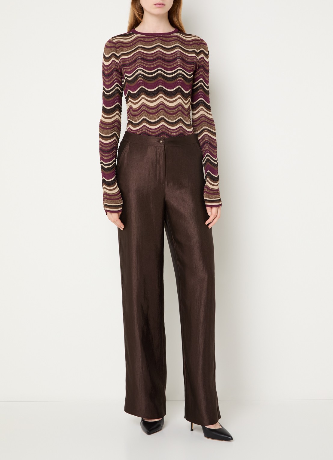 NIKKIE Arlla top met ingebreid patroon en lurex - voorkant 4 aubergine