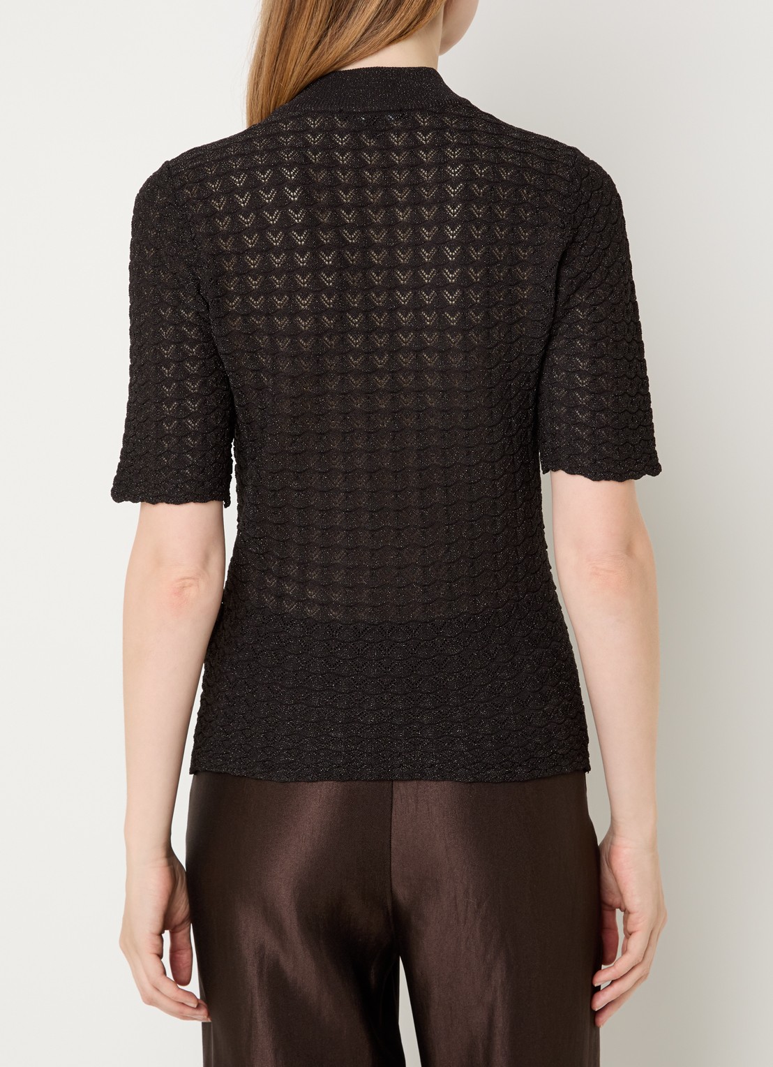NIKKIE Arvella top met opengewerkt dessin en lurex - achterkant 2 chocoladebruin