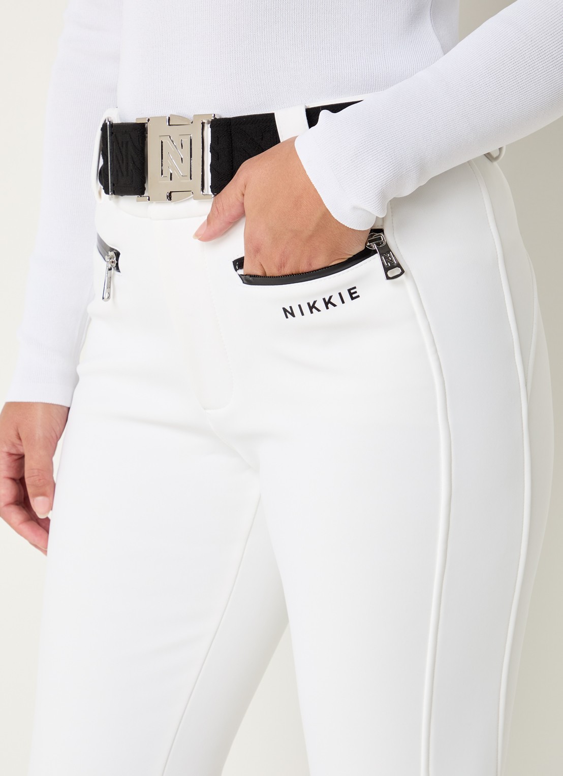 NIKKIE Grace high waist flared fit skibroek met ceintuur - detail 6 wit