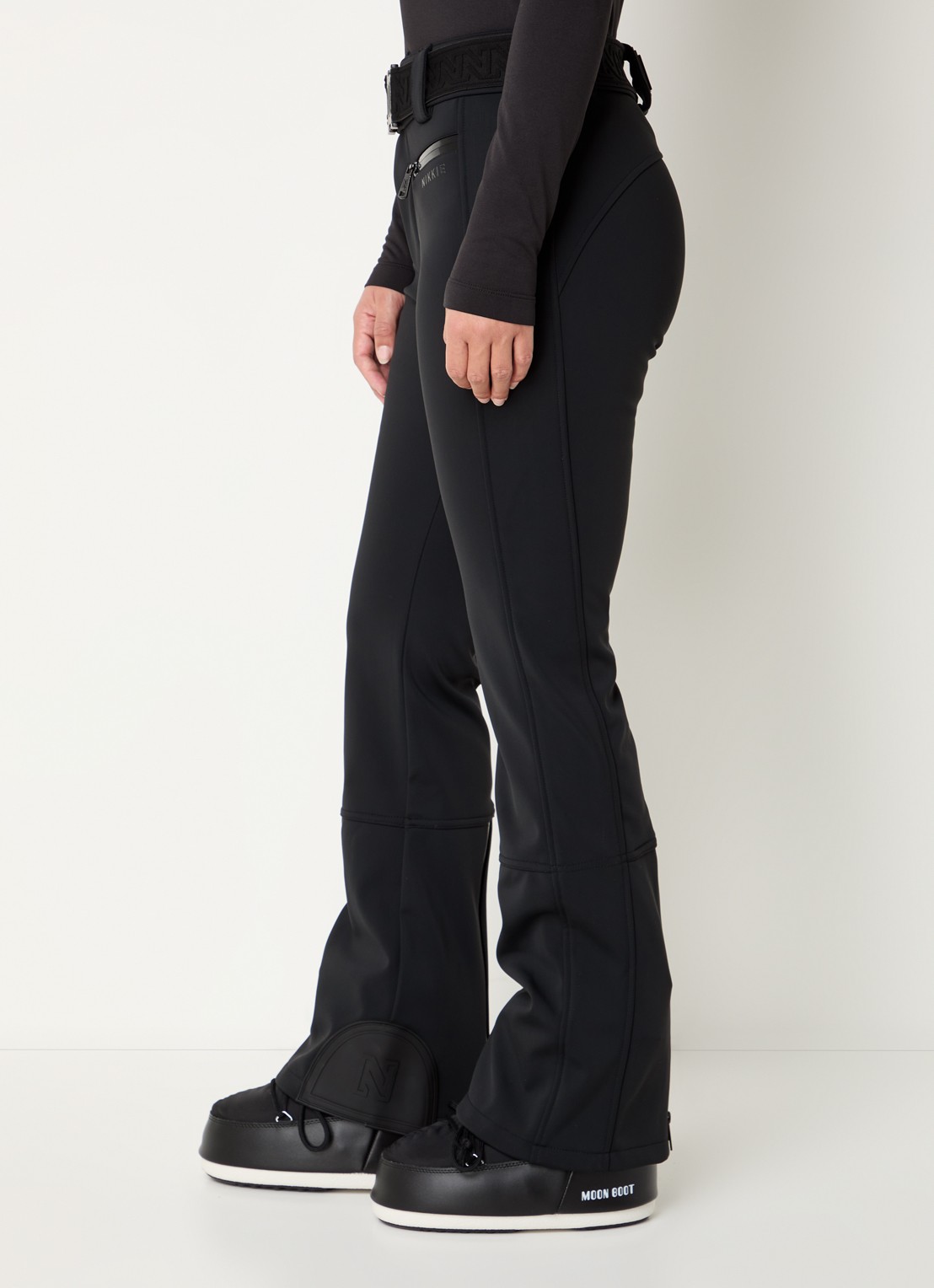 NIKKIE Grace high waist flared fit skibroek met ceintuur - detail 5 zwart