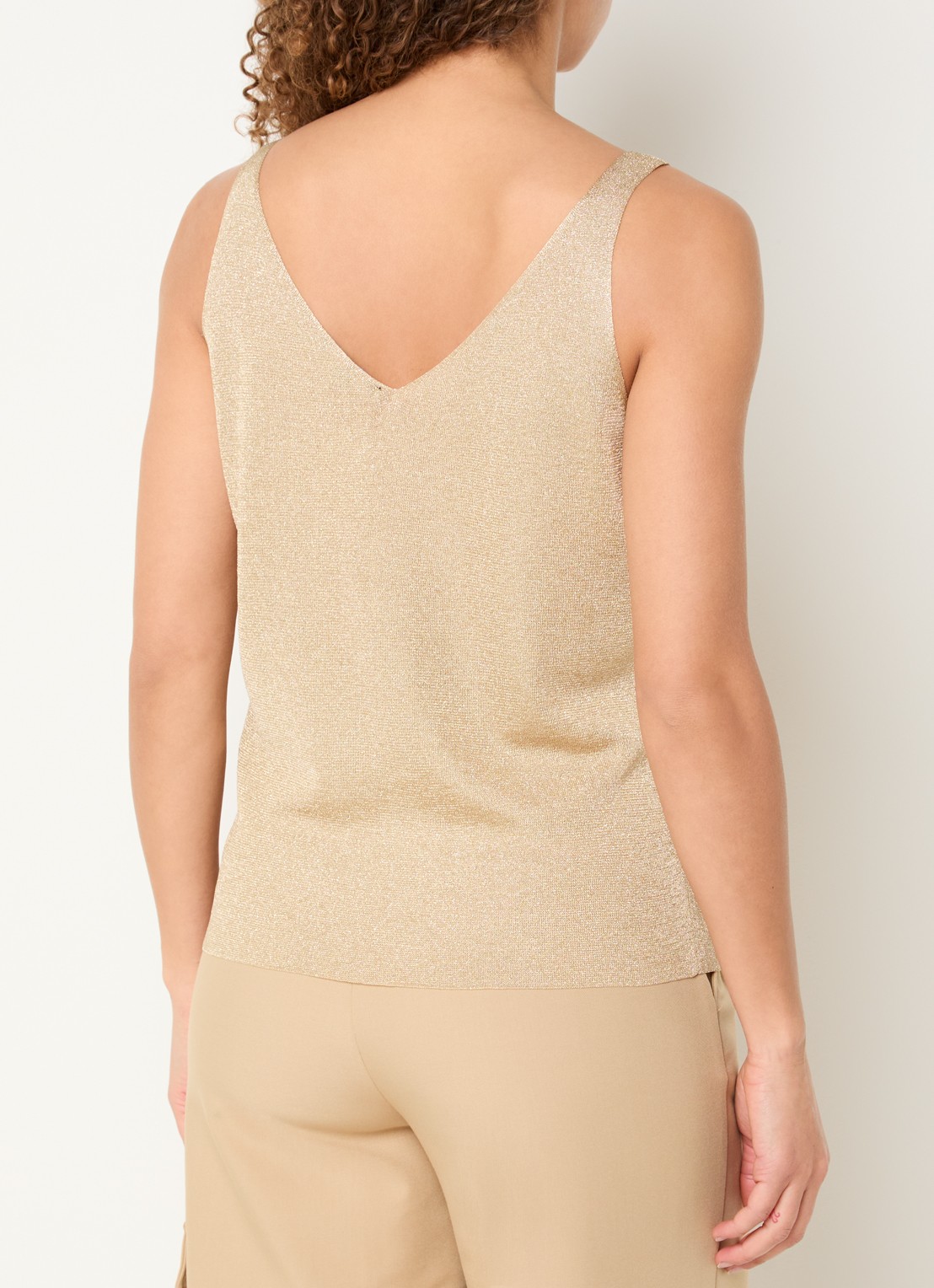 NIKKIE Indio top met strass - achterkant goud