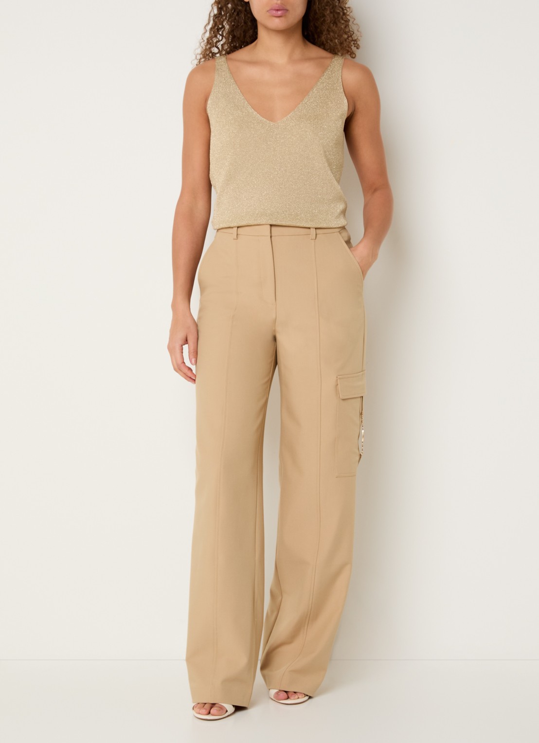 NIKKIE Indio top met strass - voorkant 3 goud