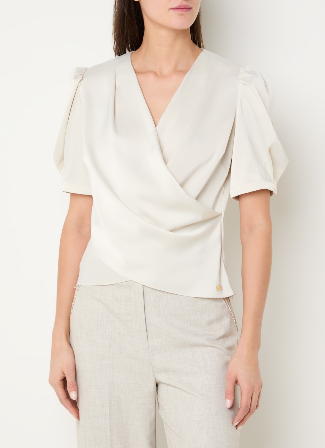 NIKKIE Kransis tuniek met pofmouwen - detail creme