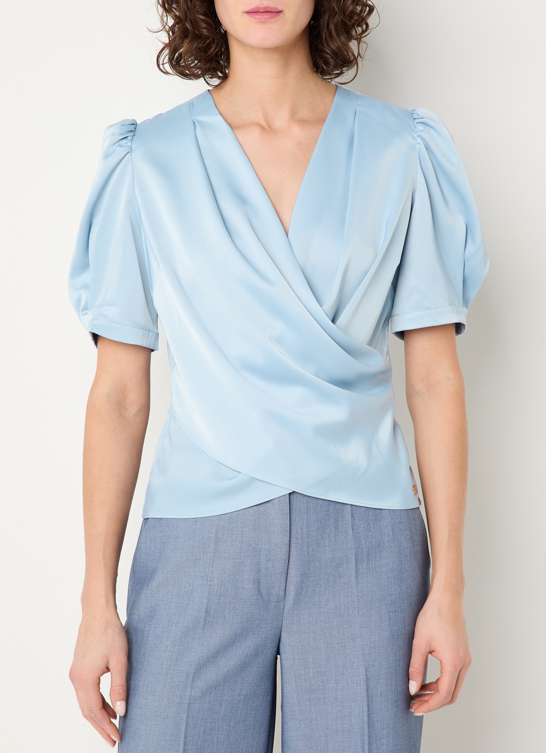 NIKKIE Kransis tuniek met pofmouwen - detail lichtblauw