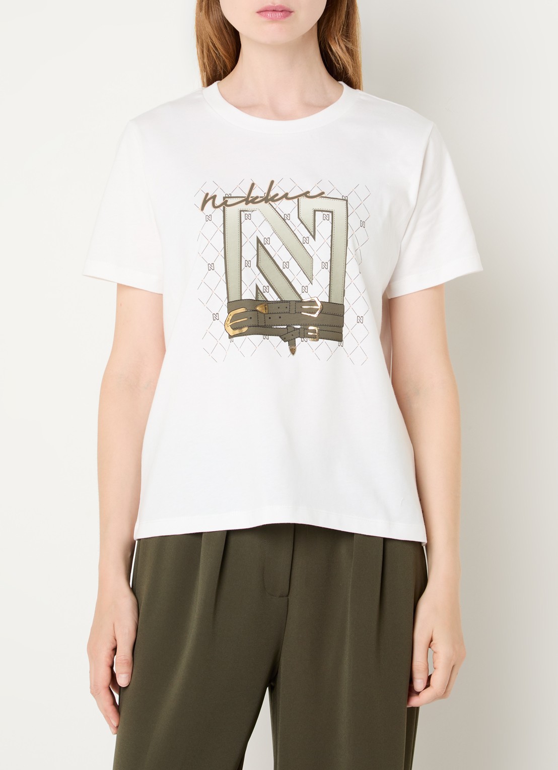 NIKKIE N Chains T-shirt met logo - detail wit