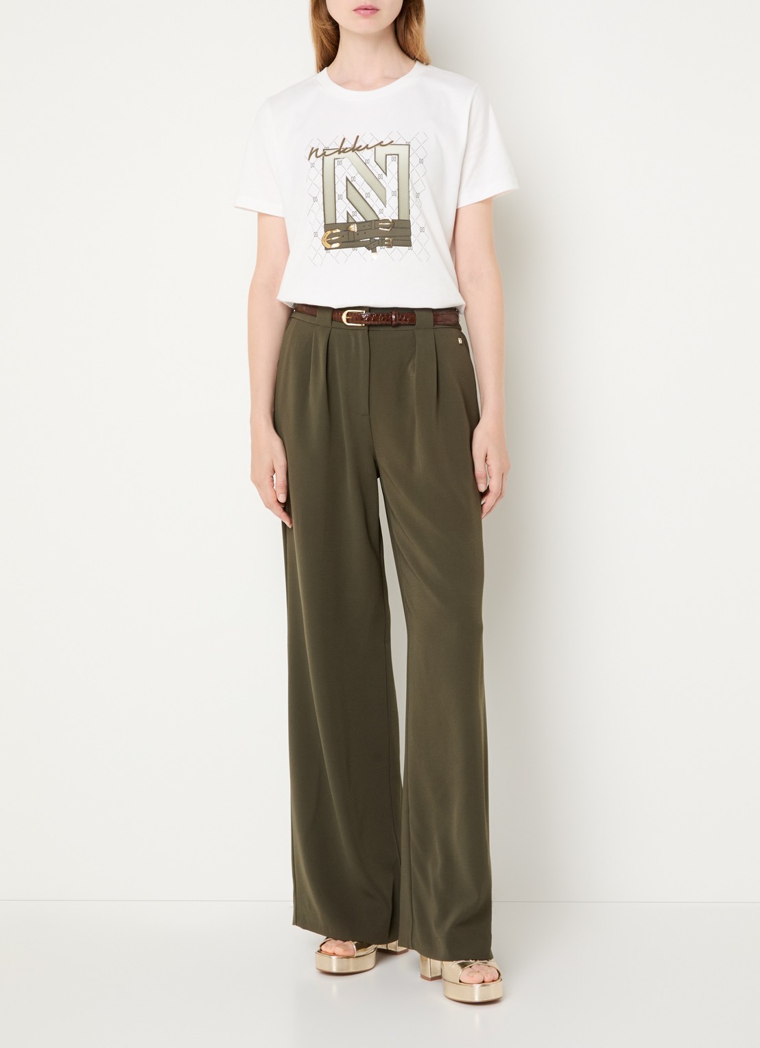 NIKKIE N Chains T-shirt met logo - voorkant 4 wit