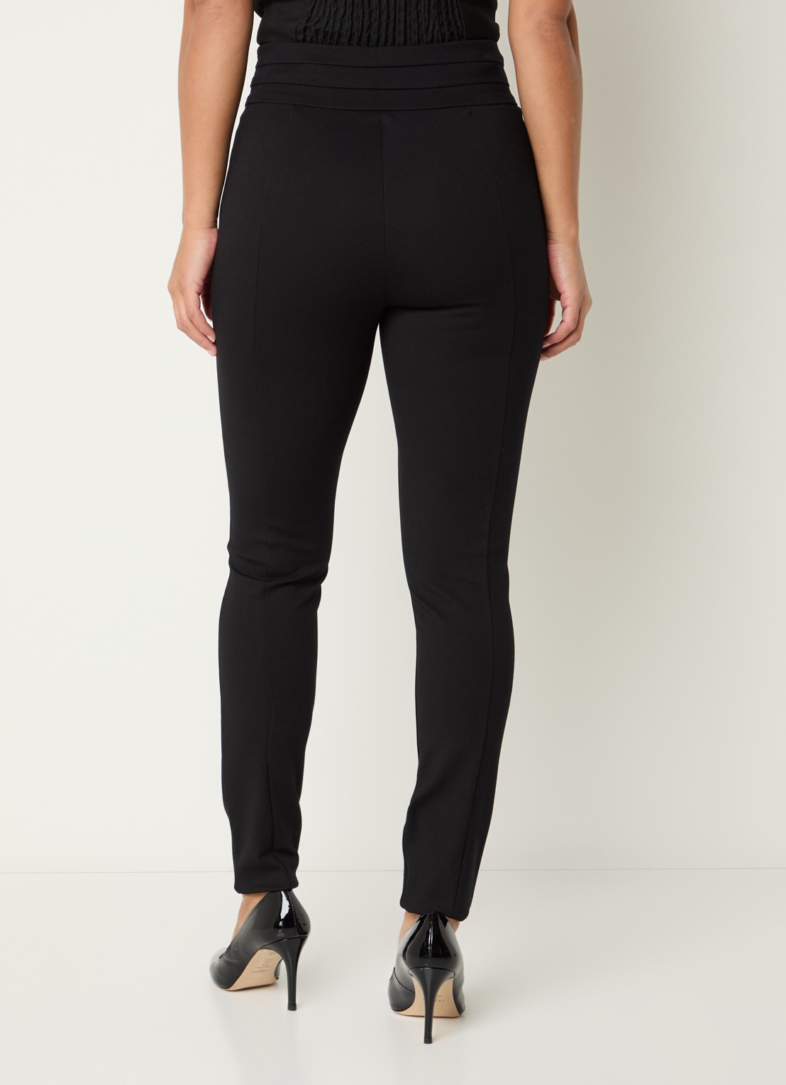 NIKKIE Oroville high waist skinny fit broek met sierknopen - achterkant zwart