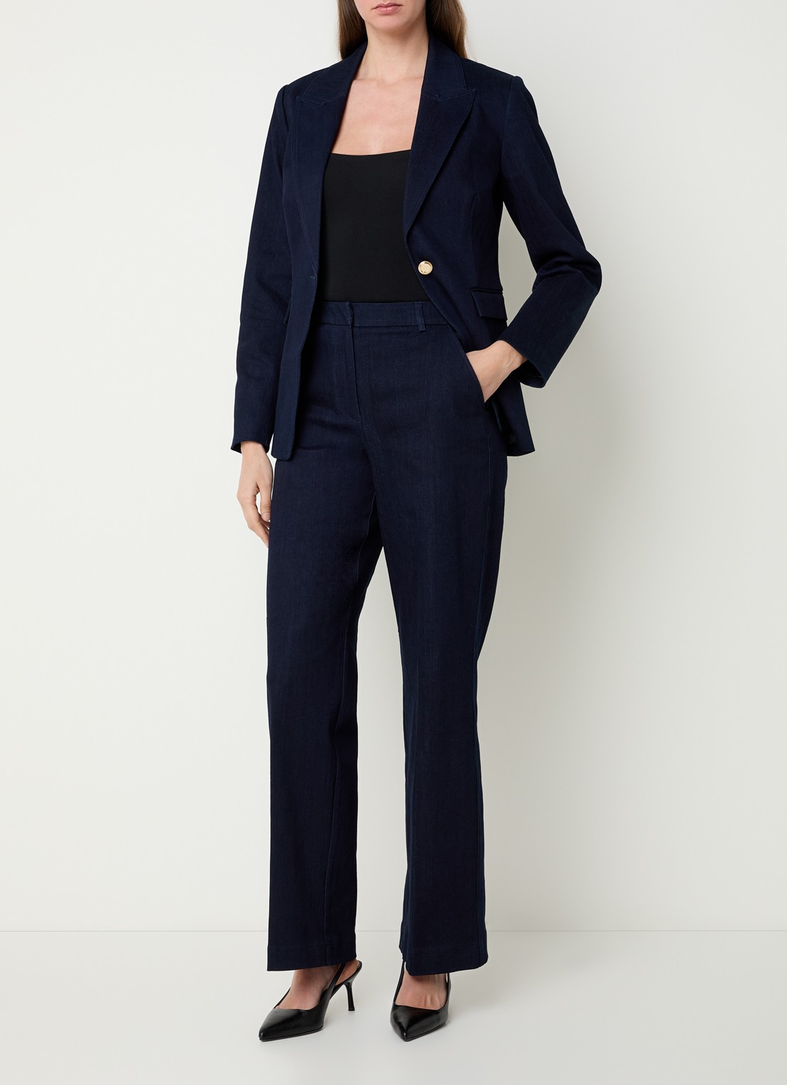 NIKKIE Oviedo high waist straight fit pantalon van denim met steekzakken - voorkant 2 indigo