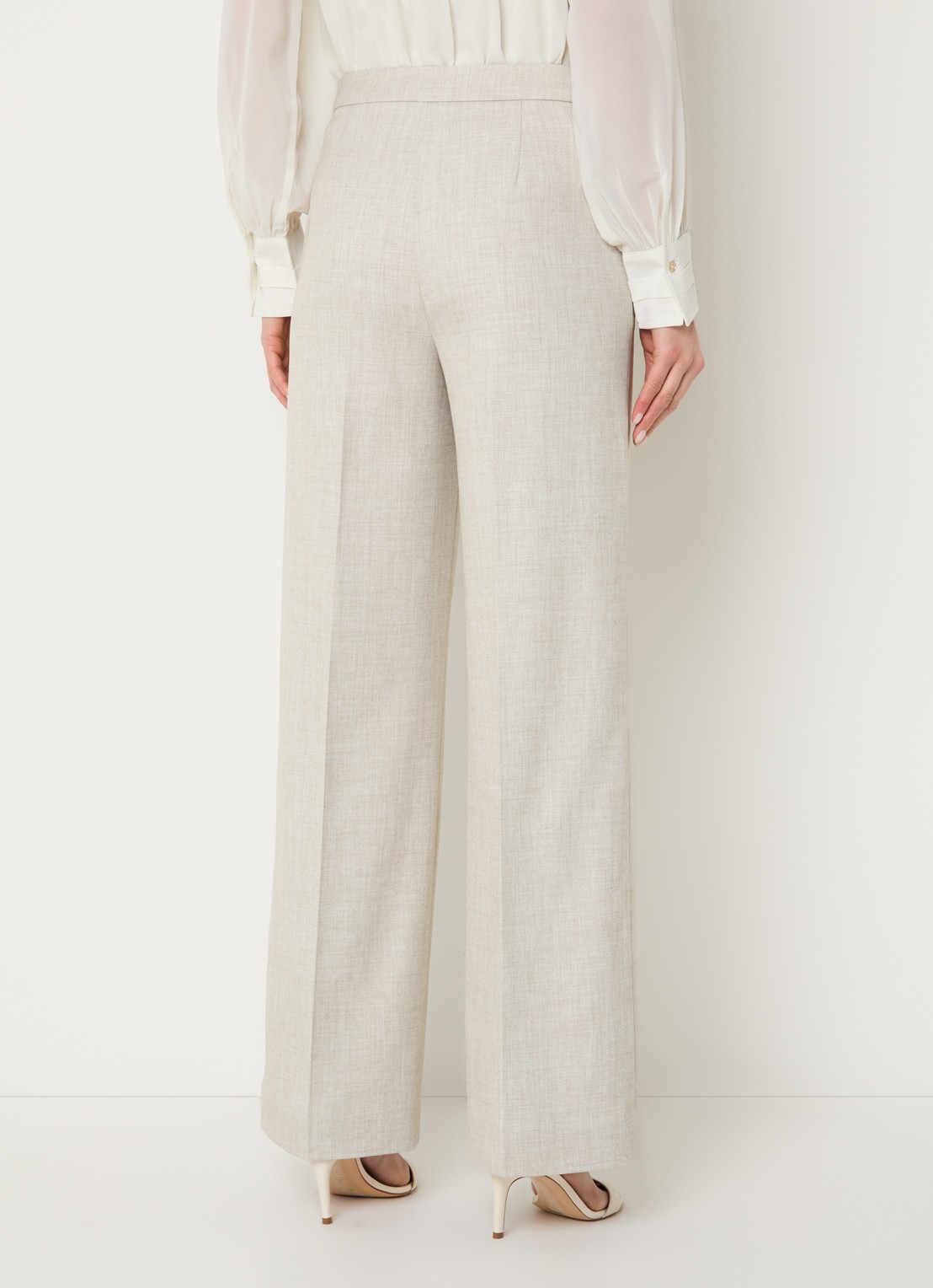NIKKIE Pateete mid waist straight fit pantalon met steekzakken - achterkant creme