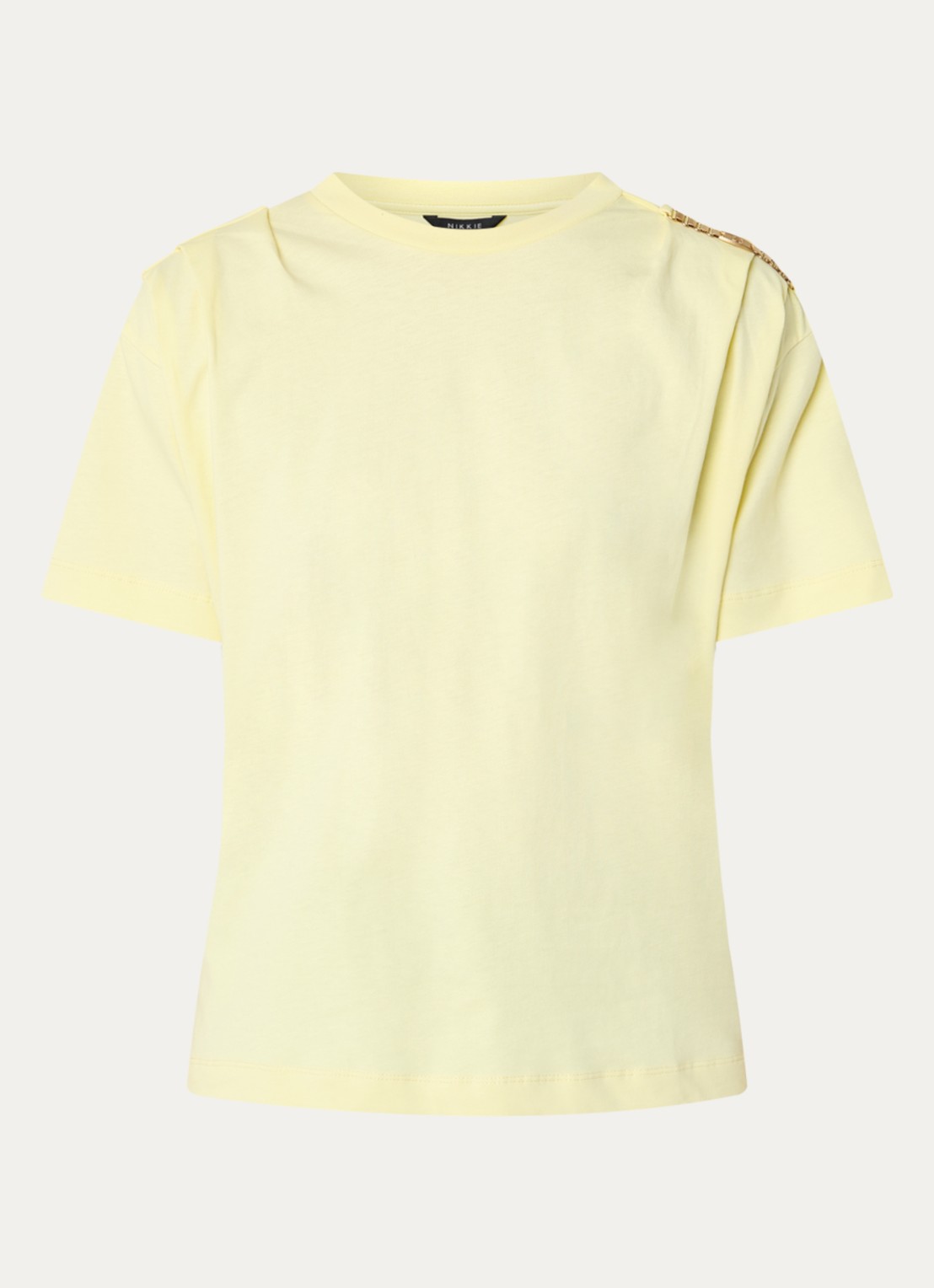 NIKKIE Patos T-shirt met kettingdetail - voorkant 3 geel