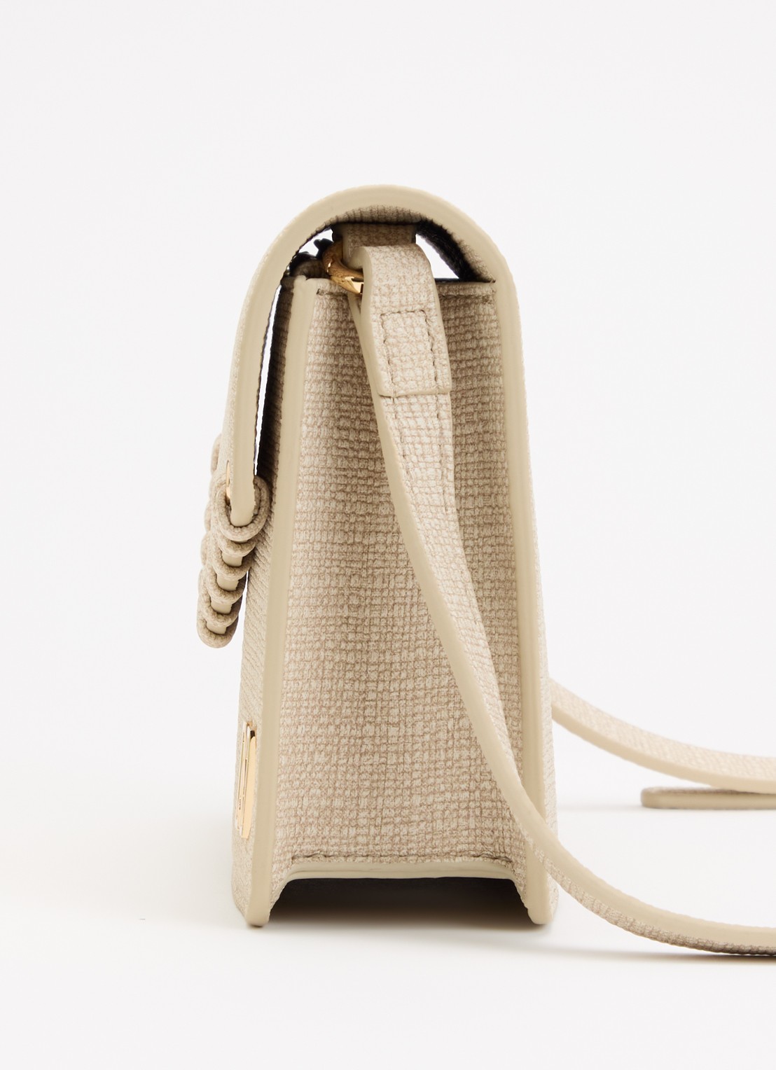 NIKKIE Paxing Lace-Up schoudertas met verstelbare schouderriem - detail 3 creme
