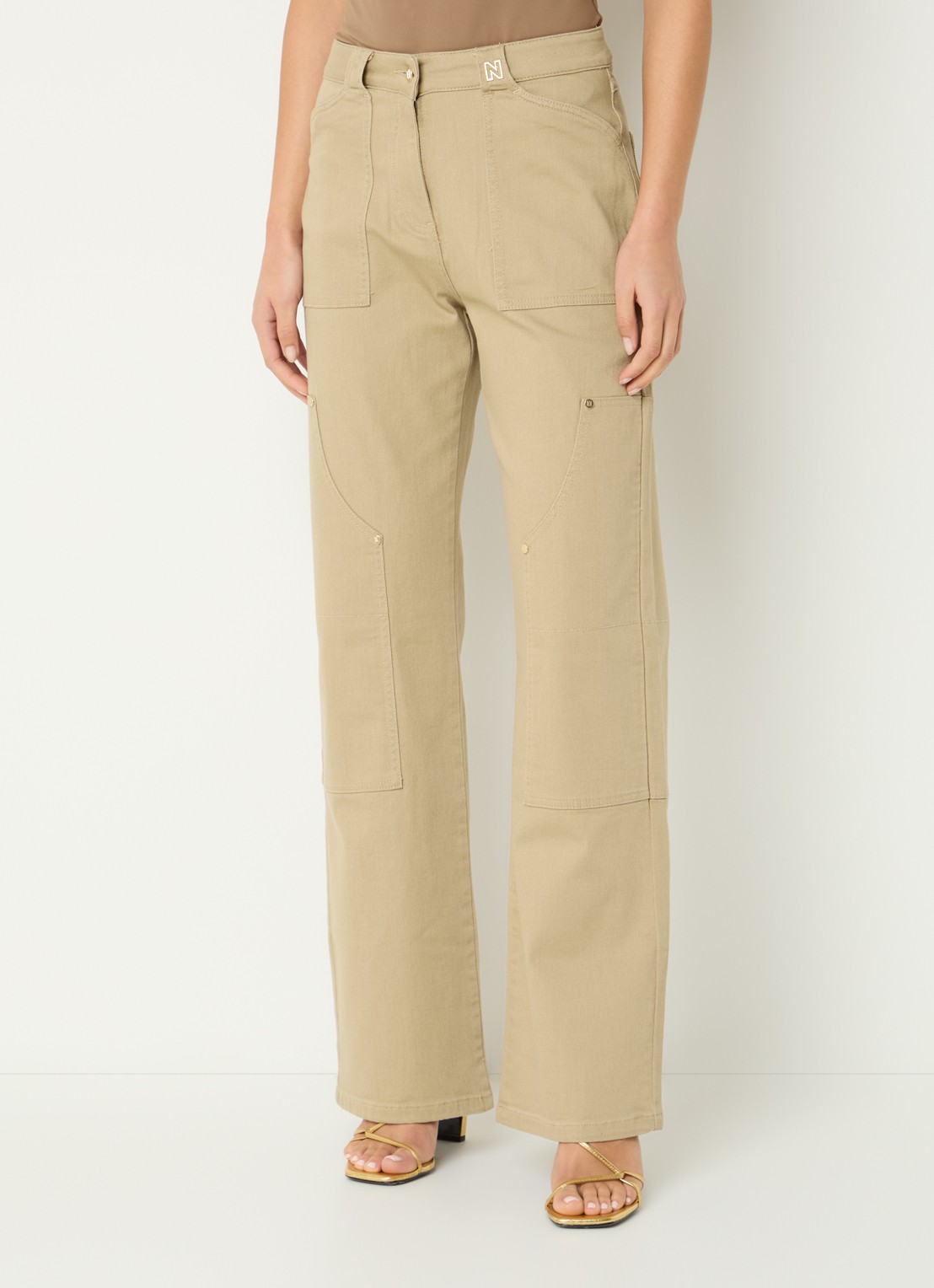NIKKIE Pescara high waist straight leg jeans met gekleurde wassing - detail 4 khaki