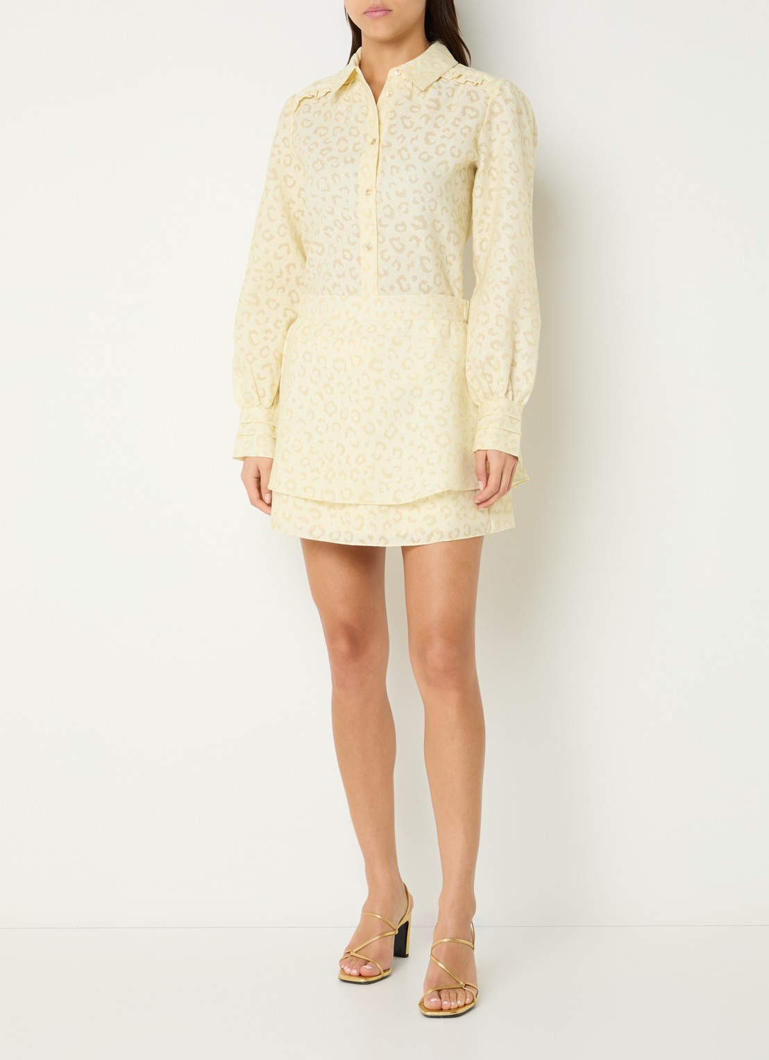 NIKKIE Pragues blouse met panterprint - voorkant 3 lichtgeel