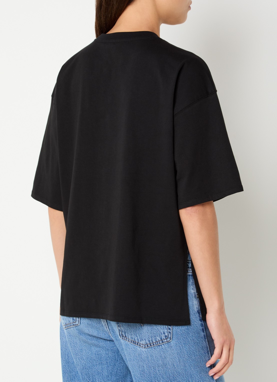 NIKKIE Ramsgate T-shirt met logo - achterkant zwart