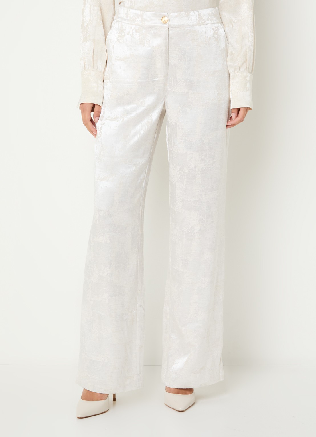 NIKKIE Rialto high waist straight fit pantalon met jacquard dessin - detail 2 gebroken wit