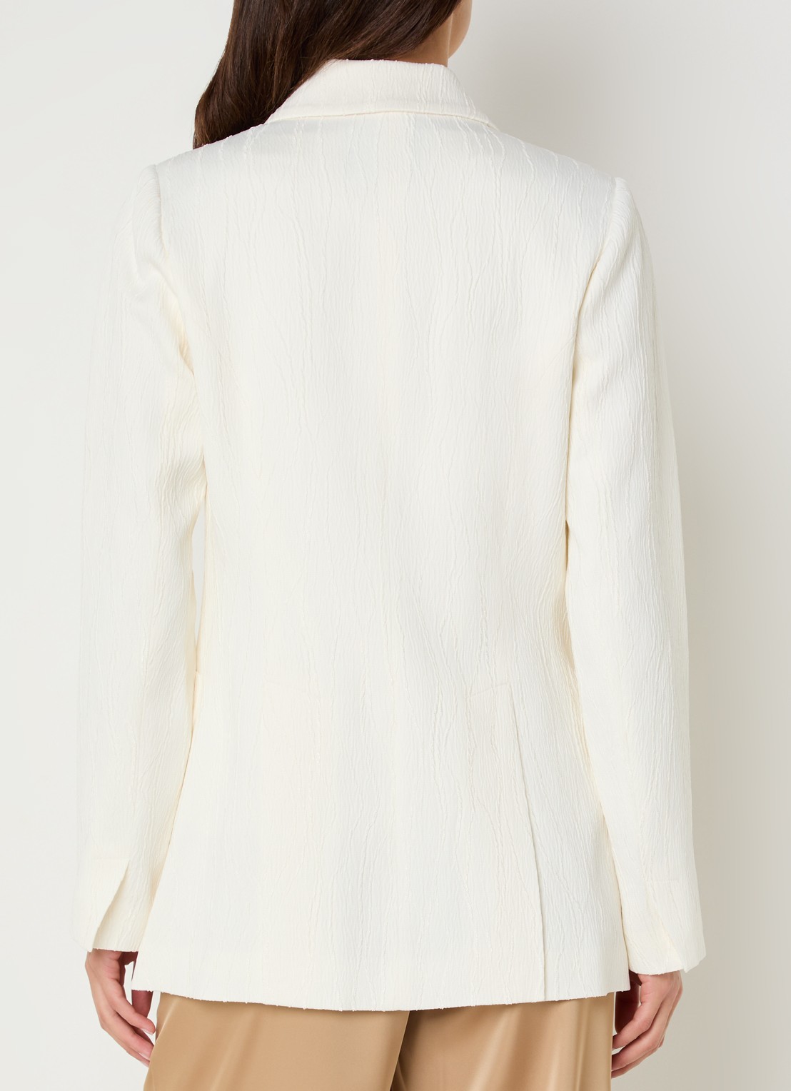 NIKKIE Roseville double-breasted blazer met opgestikte zakken - achterkant gebroken wit