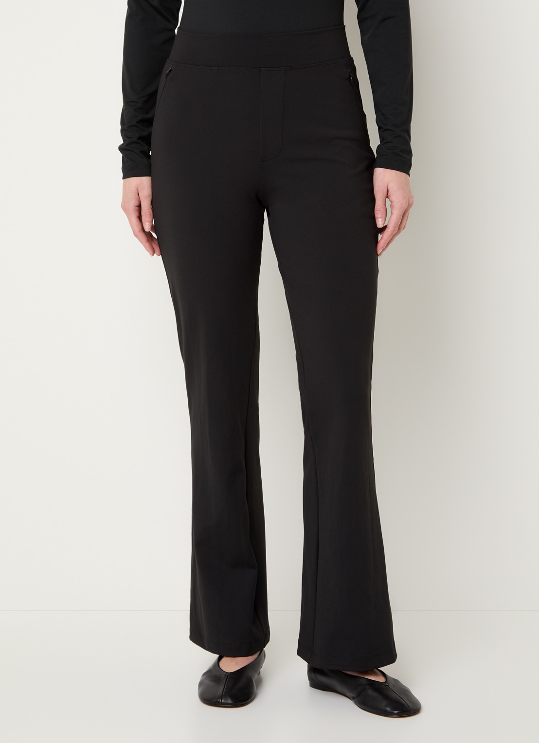Ninepine Asana high waist bootcut fit broek met ritszakken - detail zwart