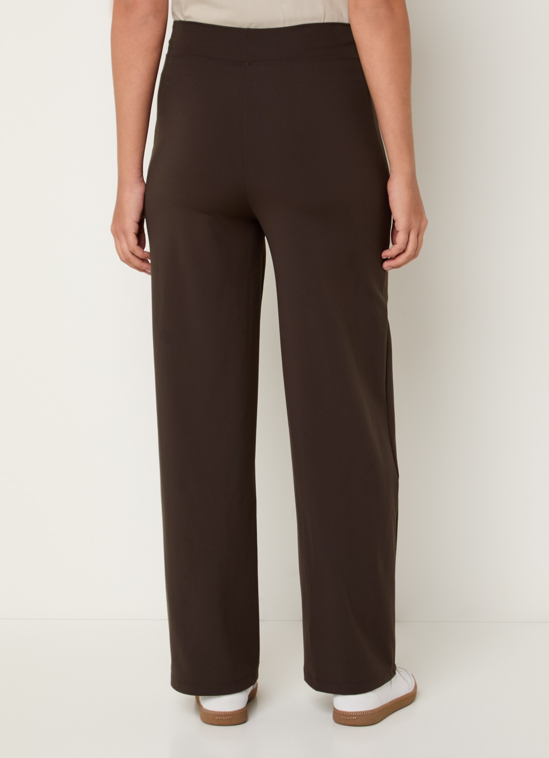Ninepine Asana high waist straight fit broek met ritszakken - achterkant 2 donkerbruin