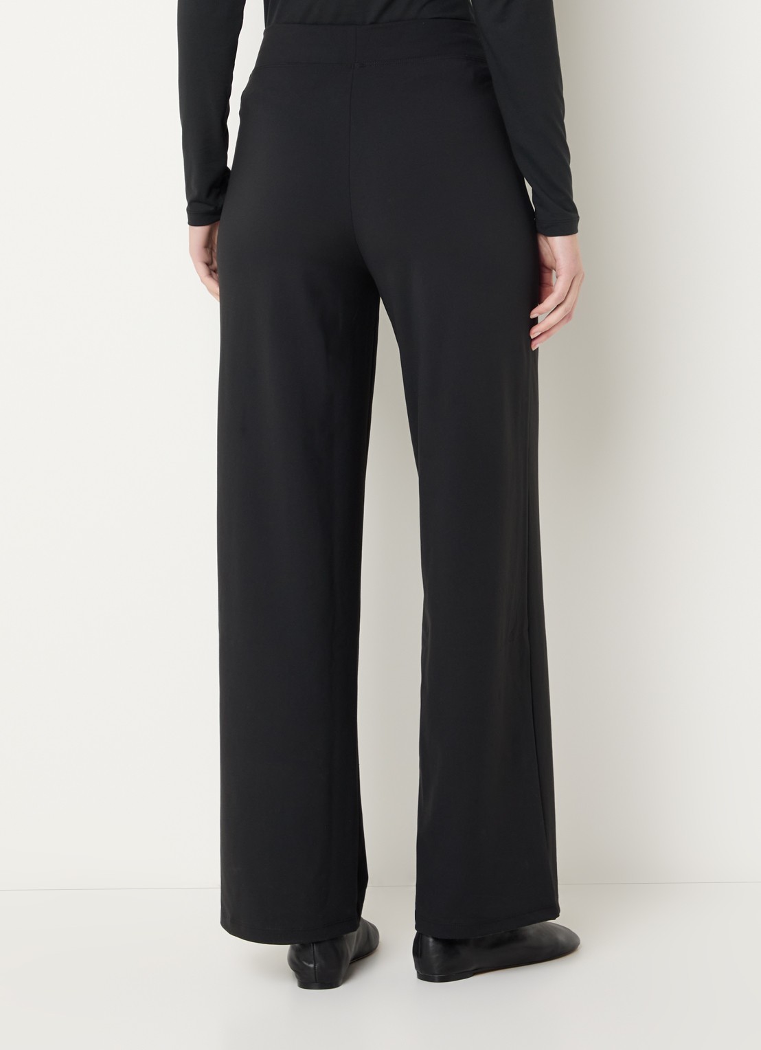 Ninepine Asana high waist straight fit legging met ritszakken - achterkant zwart